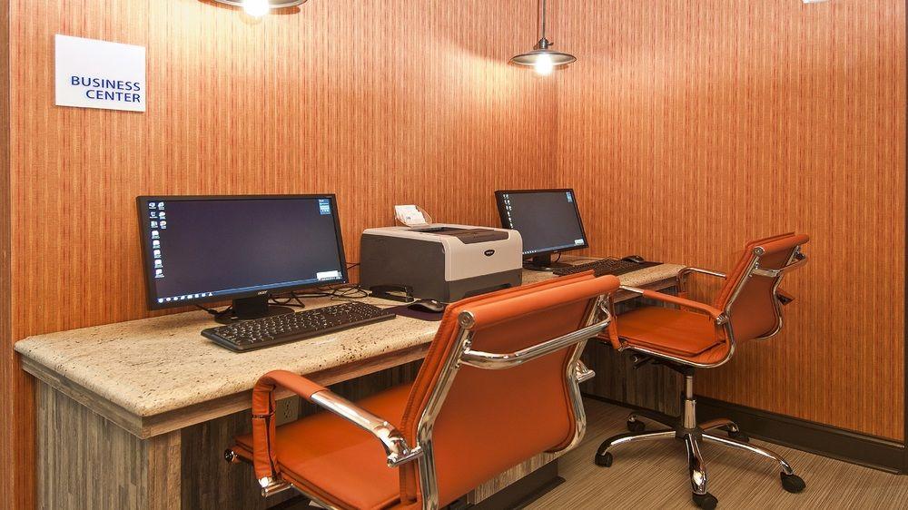 Holiday Inn Express Hotel & Suites Olive Branch By Ihg מראה חיצוני תמונה