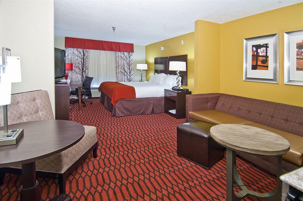 Holiday Inn Express Hotel & Suites Olive Branch By Ihg מראה חיצוני תמונה