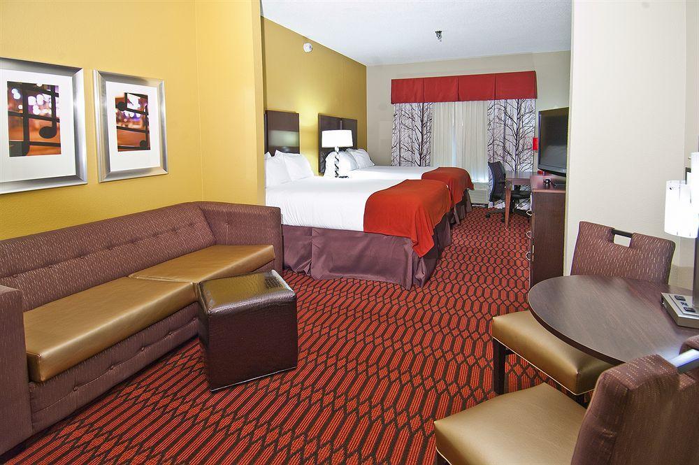 Holiday Inn Express Hotel & Suites Olive Branch, An Ihg Hotel מראה חיצוני תמונה